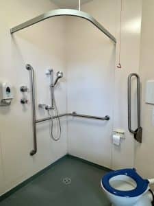 Spacious wheelchair accessible bathroom at MediStays @ Carrum Downs