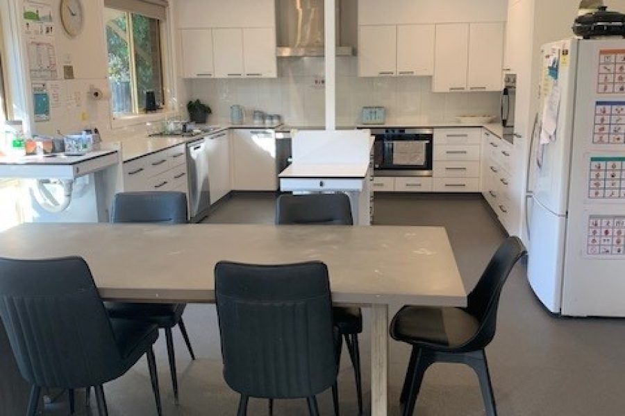 Bayley House - Lonsdale (Accessible) - Kitchen (3)