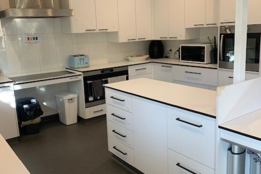 Bayley House - Lonsdale (Accessible) - Kitchen (4)